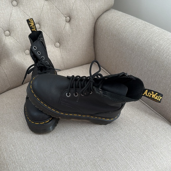 Dr. Martens Jadon lll women 7 Black Leather Boots platform - Picture 2 of 14
